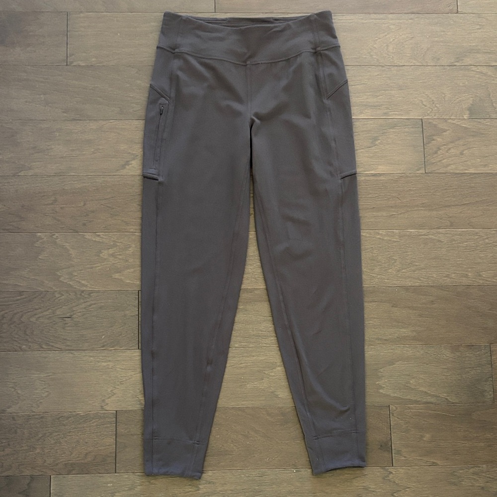 Lululemon Run-On Joggers - Dark Carbon - Size 8